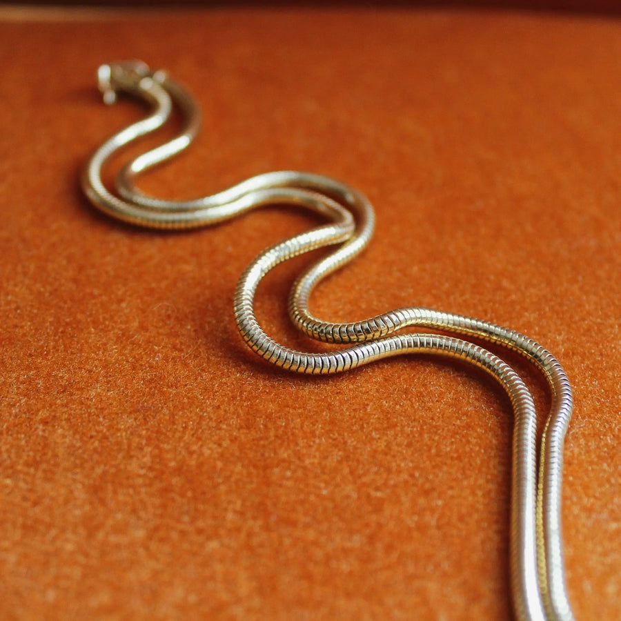 Vintage 1970s Lariat Necklace Necklaces Jagged Metal 